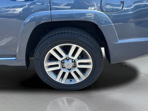 Used 2010 Toyota 4Runner Limited w/ Convenience Pkg RWD image 37