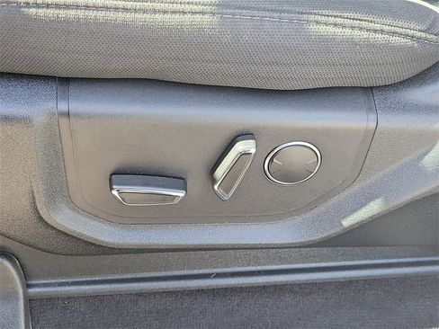 Used 2018 Ford F150 XLT w/ Equipment Group 302A Luxury image 24