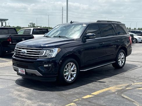 Used 2021 Ford Expedition XLT AWD/4WD image 7