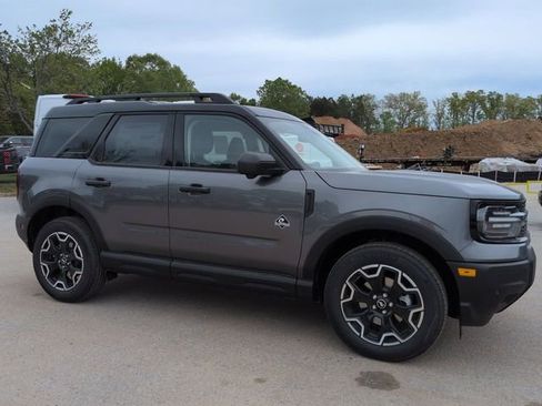 New 2026 Ford Bronco Sport Outer Banks AWD/4WD image 2