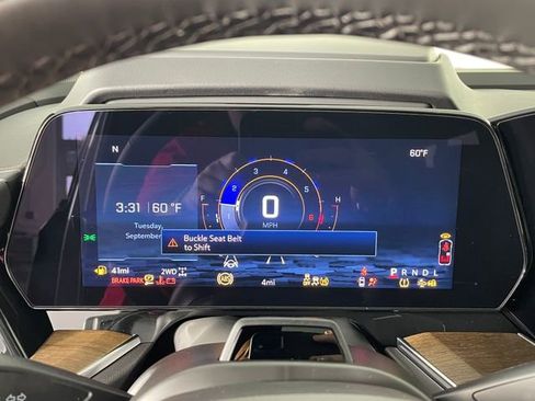 New 2026 Chevrolet Suburban High Country image 4