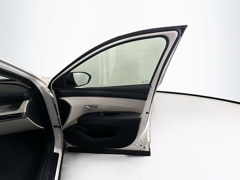 Used 2025 Hyundai Tucson SEL FWD image 30