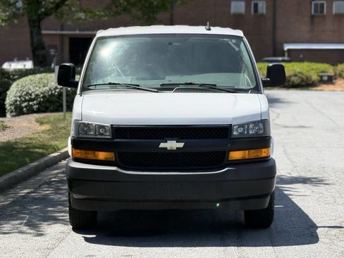 Used 2020 Chevrolet Express 2500 w/ Communications Package RWD image 4