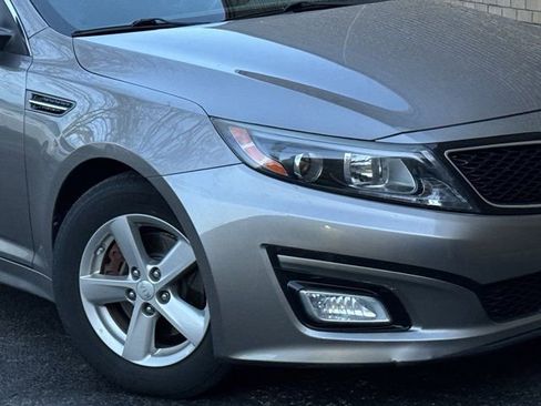 Used 2015 Kia Optima LX image 3