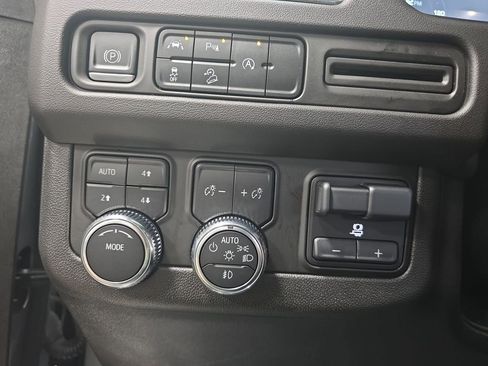 Certified 2023 GMC Yukon AT4 w/ Max Trailering Package image 27