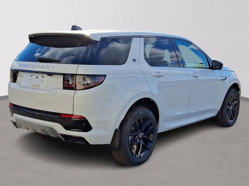 New 2025 Land Rover Discovery Sport S image 3