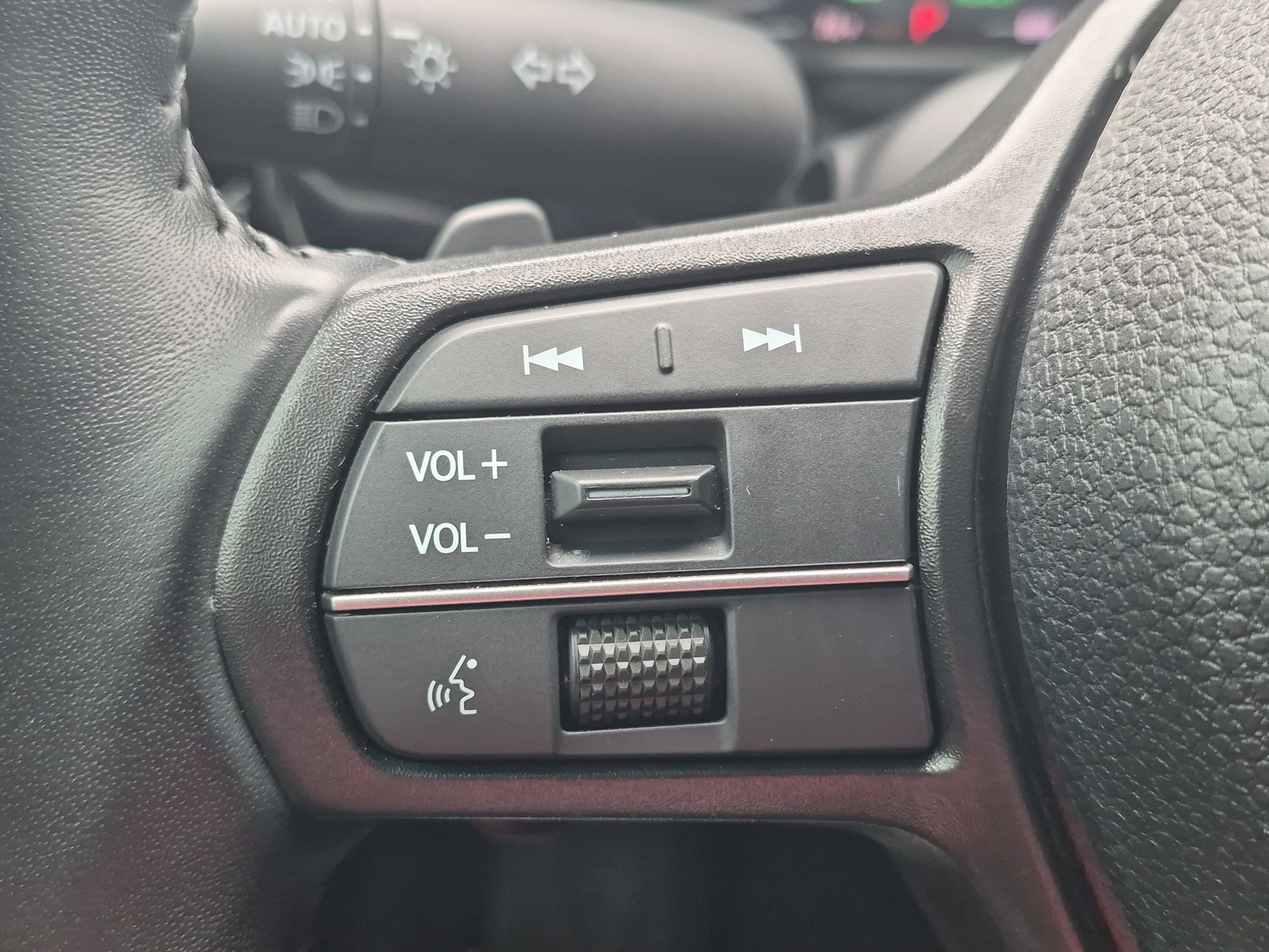 Certified 2024 Honda Accord EX-L image 14