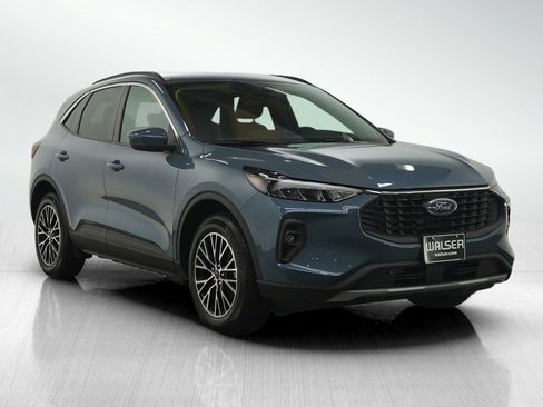 Used 2023 Ford Escape SE image 7