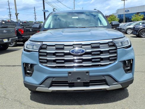 New 2026 Ford Explorer Active AWD/4WD image 2