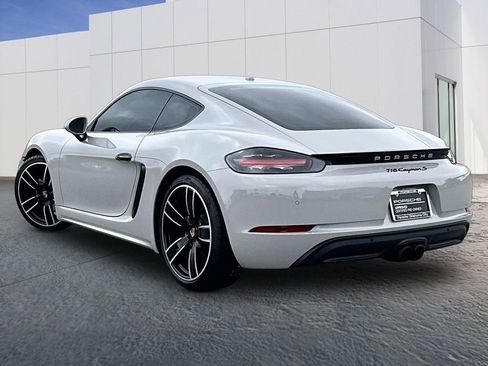Certified 2024 Porsche 718 Cayman S RWD image 3