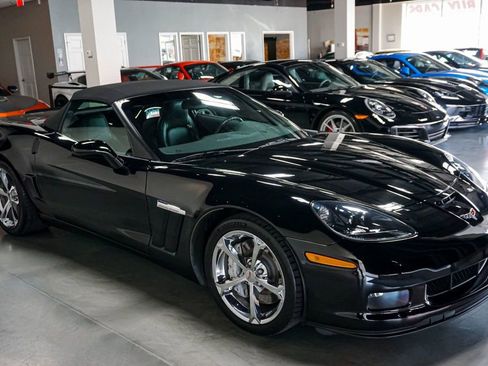 Used 2011 Chevrolet Corvette Grand Sport w/ Preferred Equipment Group image 6