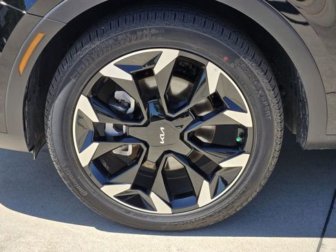 New 2026 Kia Sorento EX w/ EX Premium Package FWD image 9