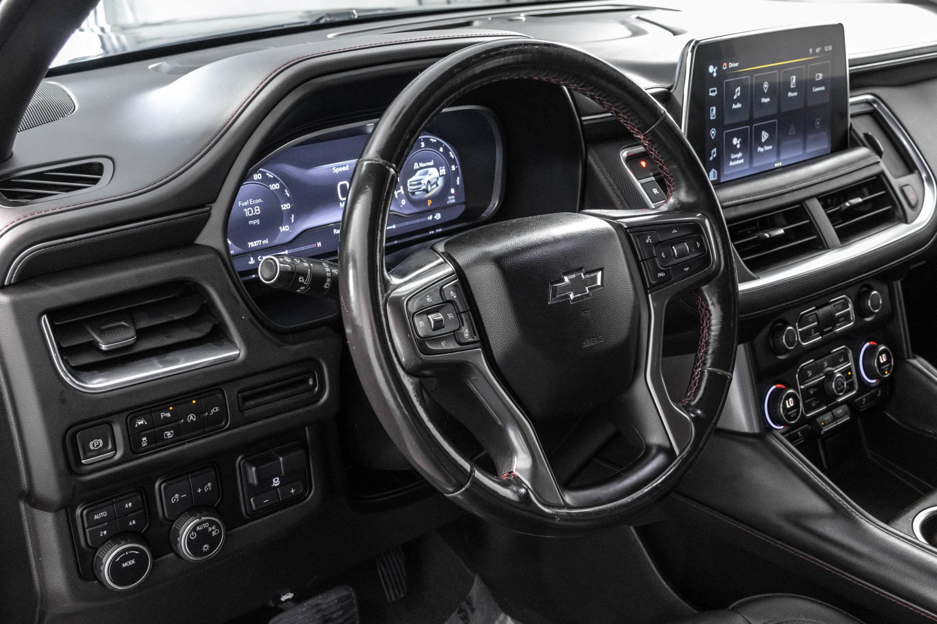 Used 2022 Chevrolet Tahoe RST w/ Luxury Package AWD/4WD image 37
