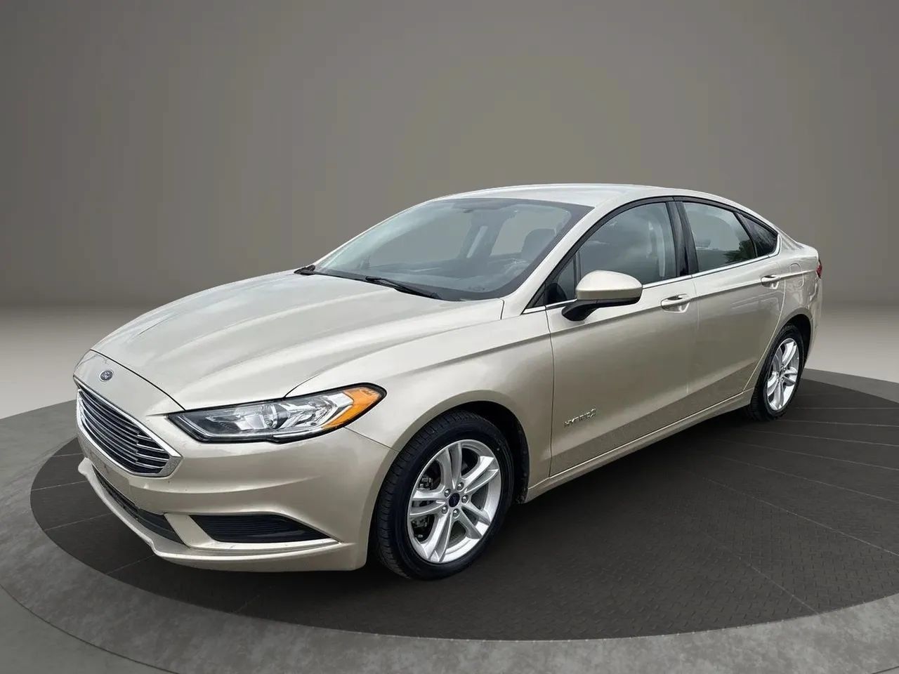 Used 2018 Ford Fusion S FWD image 1