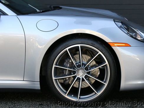 Used 2022 Porsche 911 Carrera image 21