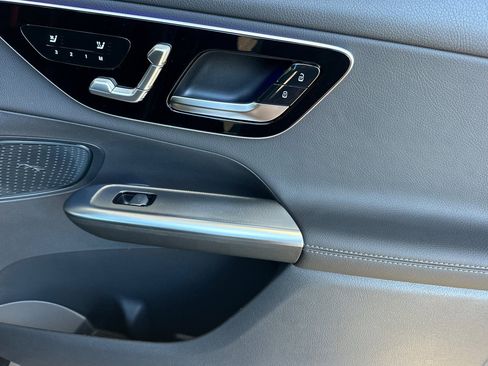 New 2026 Mercedes-Benz GLC 300 image 33