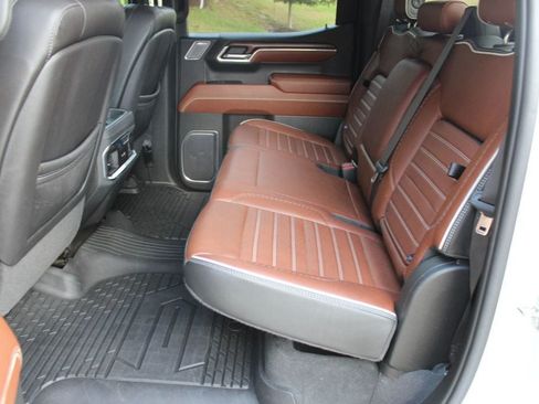 Used 2023 GMC Sierra 1500 Denali Ultimate AWD/4WD image 31