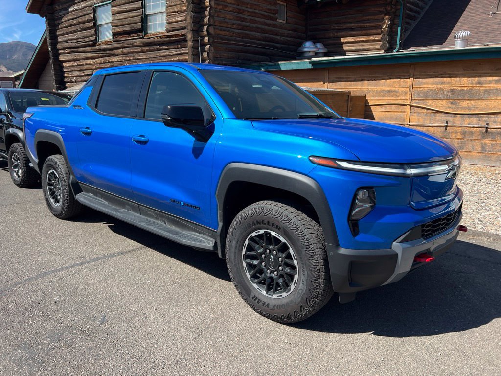Used 2026 Chevrolet Silverado EV Trail Boss AWD/4WD image 1