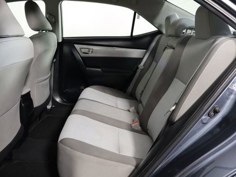 Used 2019 Toyota Corolla LE image 16