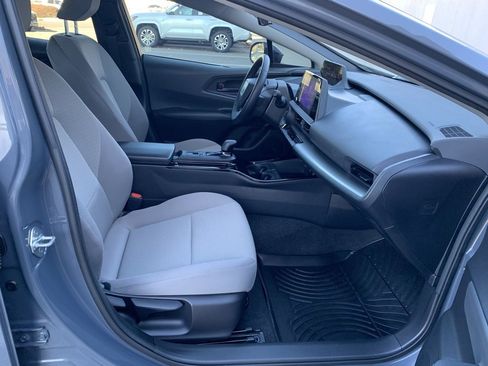 Certified 2023 Toyota Prius LE image 24