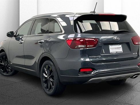Used 2020 Kia Sorento EX image 8