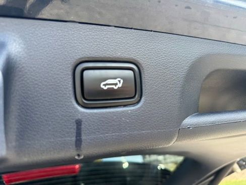 Used 2023 Hyundai Palisade Limited w/ Cargo Package image 48