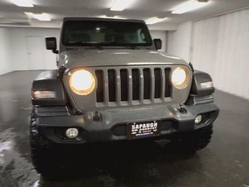 Used 2021 Jeep Wrangler Sport image 3