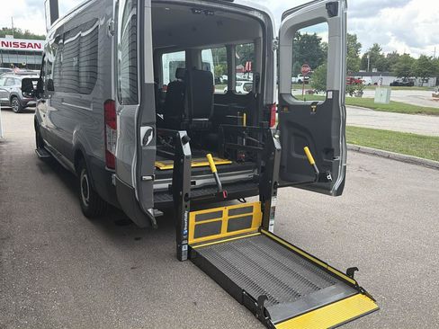 Used 2023 Ford Transit 350 XL RWD image 3