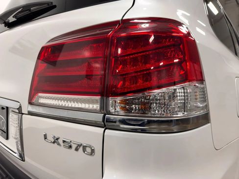 Used 2013 Lexus LX 570 LX 570 Sport Utility 4D image 25