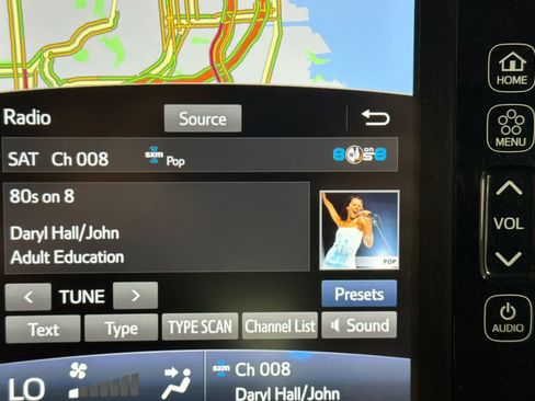 Used 2021 Toyota Prius Prime XLE FWD image 18