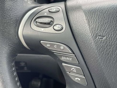 Used 2014 Nissan Pathfinder SL w/ SL Premium Package FWD image 23