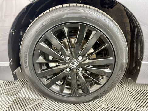 Used 2020 Honda Fit Sport image 9