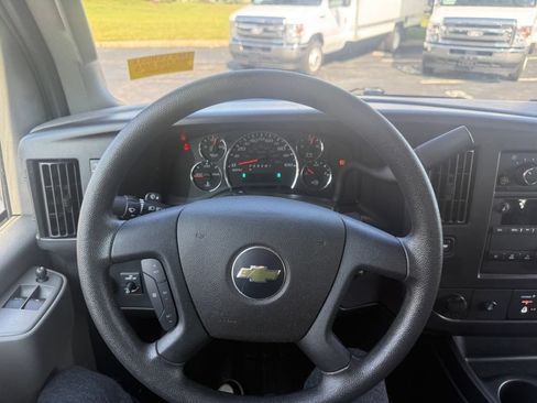 Used 2025 Chevrolet Express 2500 w/ Driver Convenience Package RWD image 24