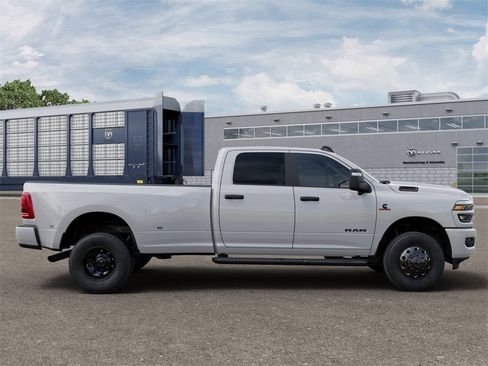 New 2026 RAM 3500 Big Horn image 21