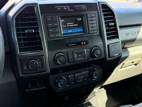 Used 2019 Ford F350 XLT w/ XLT Value Package image 28