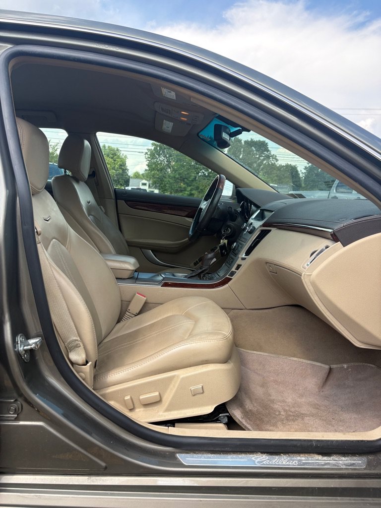 Used 2011 Cadillac CTS Luxury AWD/4WD image 11