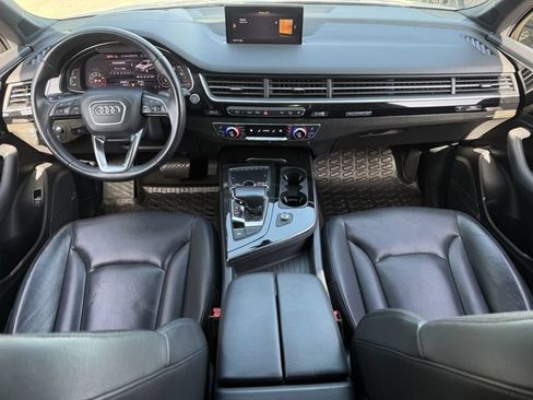 Used 2018 Audi Q7 3.0T Prestige w/ Prestige Package AWD/4WD image 11
