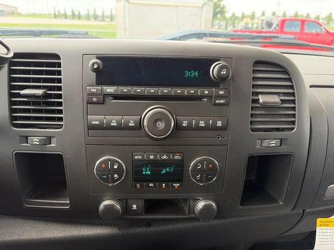 Used 2011 Chevrolet Silverado 1500 LT w/ All-Star Edition RWD image 13