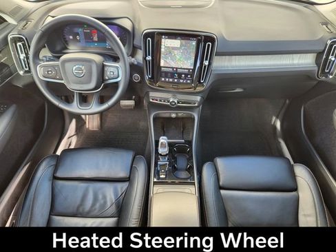 Certified 2023 Volvo XC40 B5 Ultimate w/ Climate Package image 13