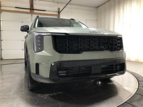 New 2026 Kia Sorento SX image 2