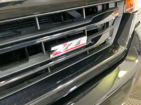 Used 2018 Chevrolet Silverado 1500 LT w/ All Star Edition AWD/4WD image 15