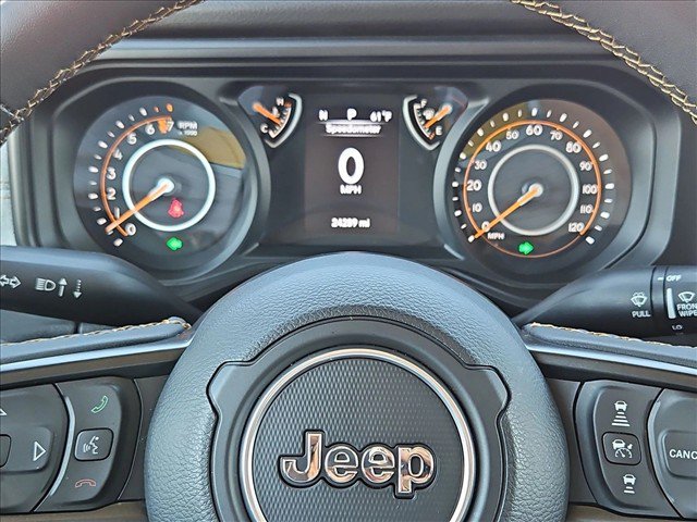 Used 2024 Jeep Gladiator Sport AWD/4WD image 15