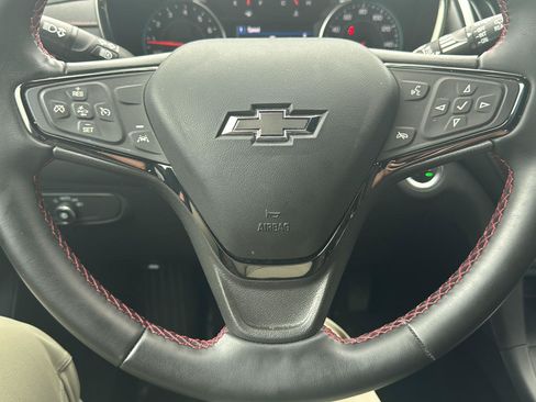 Used 2024 Chevrolet Equinox RS AWD/4WD image 12