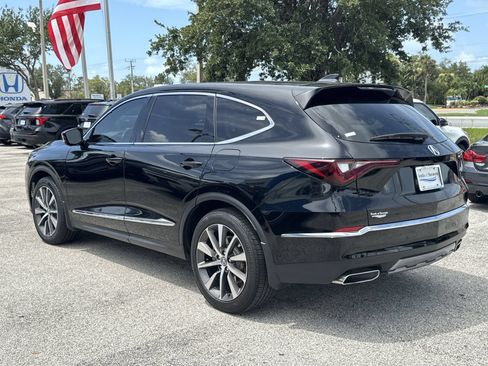 Used 2025 Acura MDX w/ Technology Package FWD image 7