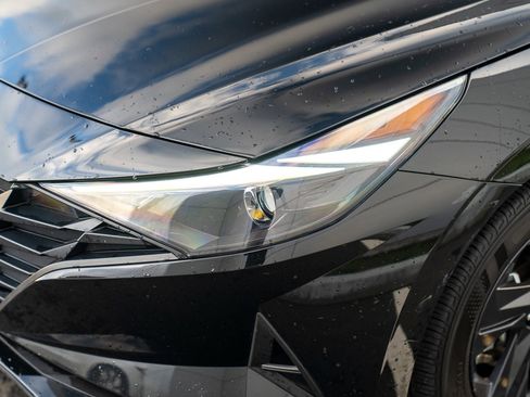 Used 2021 Hyundai Elantra SEL w/ Convenience Package image 26