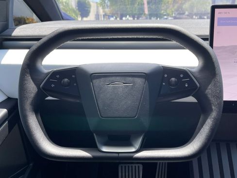 Used 2025 Tesla Cybertruck Cyberbeast AWD/4WD image 31