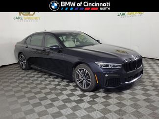 Used 2022 BMW 750i xDrive w/ M Sport Package AWD/4WD video 1