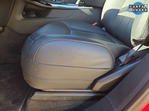 Used 2025 Land Rover Range Rover Sport Dynamic SE image 17