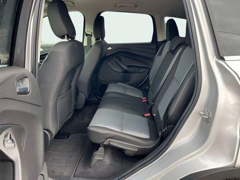 Used 2018 Ford Escape SE image 10