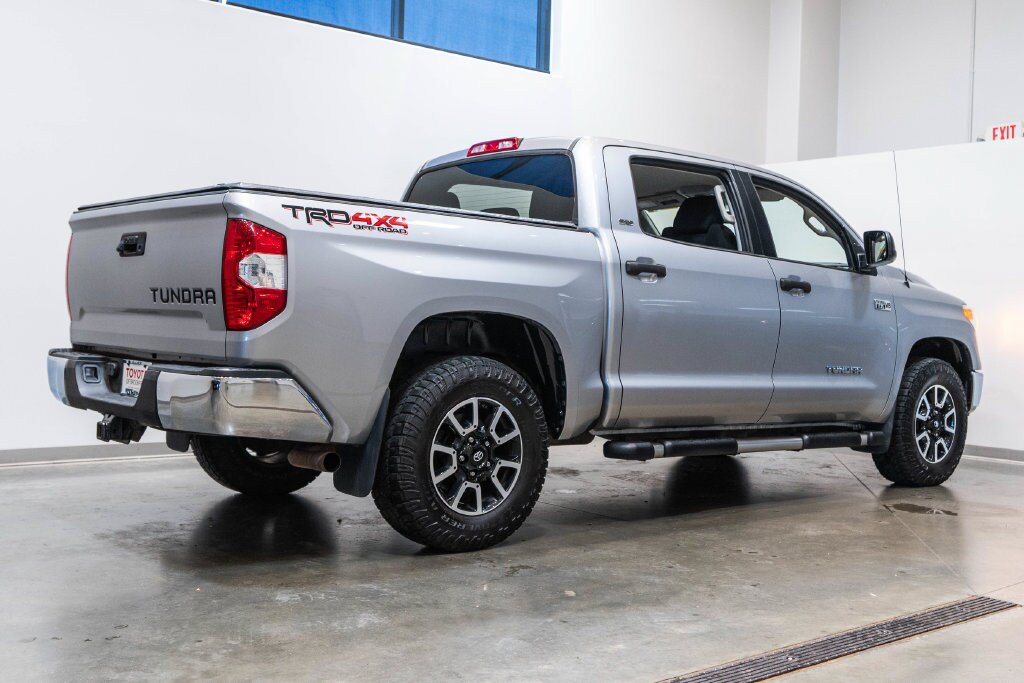 Used 2017 Toyota Tundra SR5 w/ TRD Off Road Package AWD/4WD image 9